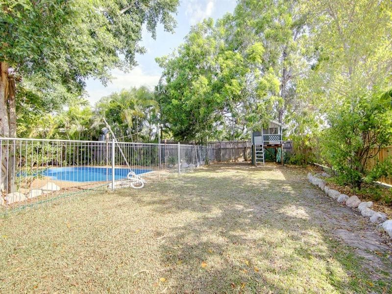 7 Barnaby Court, Burdell QLD 4818