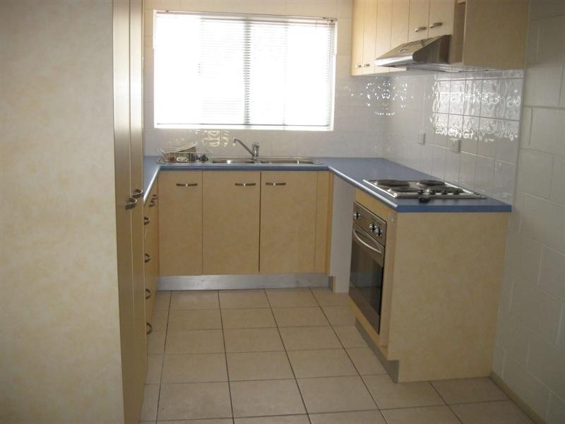 12/8 Alexandra Street, North Ward QLD 4810