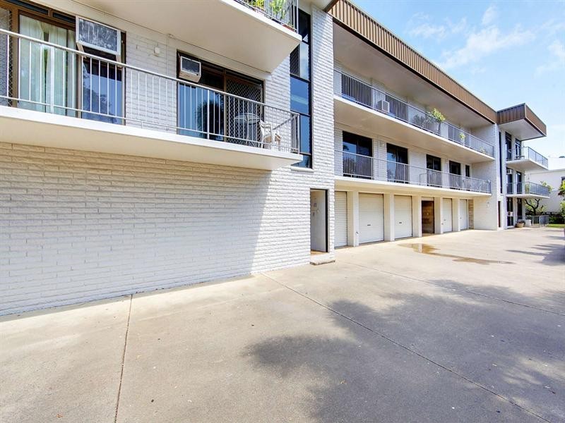 3/143 Eyre Street, North Ward QLD 4810