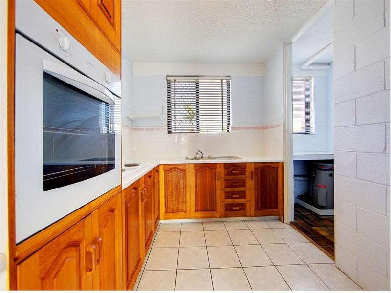 3/143 Eyre Street, North Ward QLD 4810