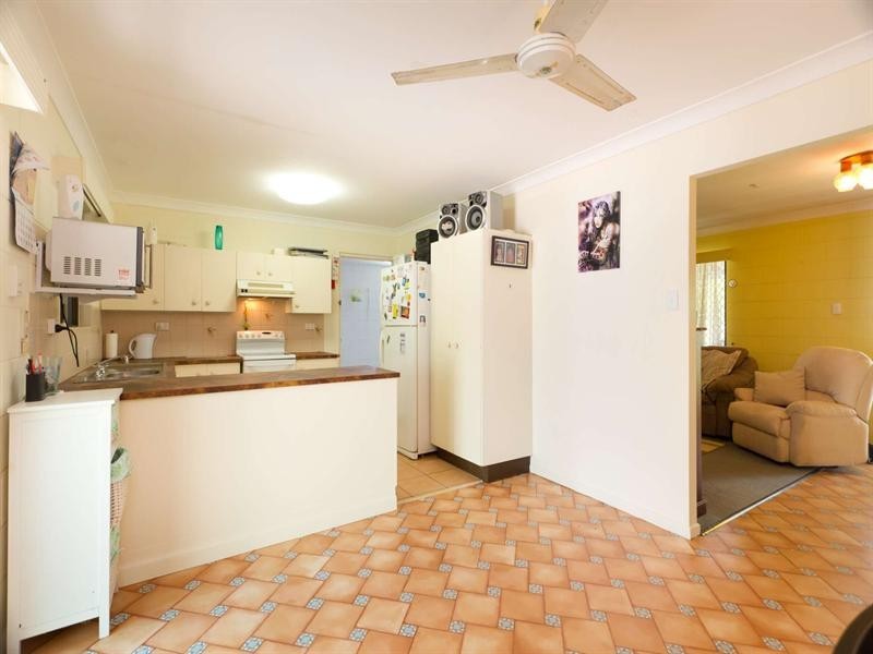 80 Whitsunday Drive, Kirwan QLD 4817