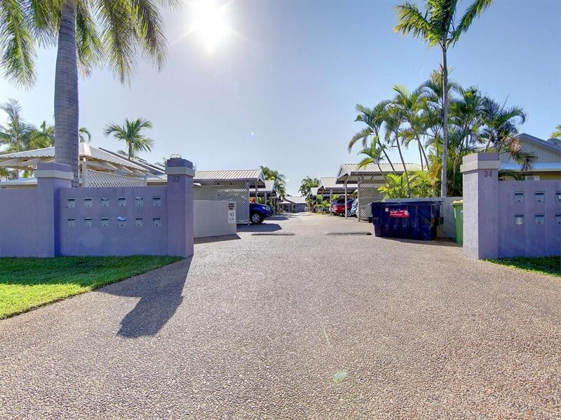 4/32 Henry Street, West End QLD 4810