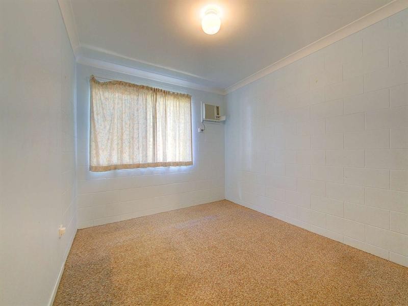 4/32 Henry Street, West End QLD 4810
