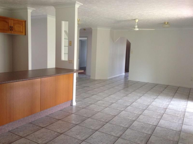 13 Serrata Court, Kirwan QLD 4817