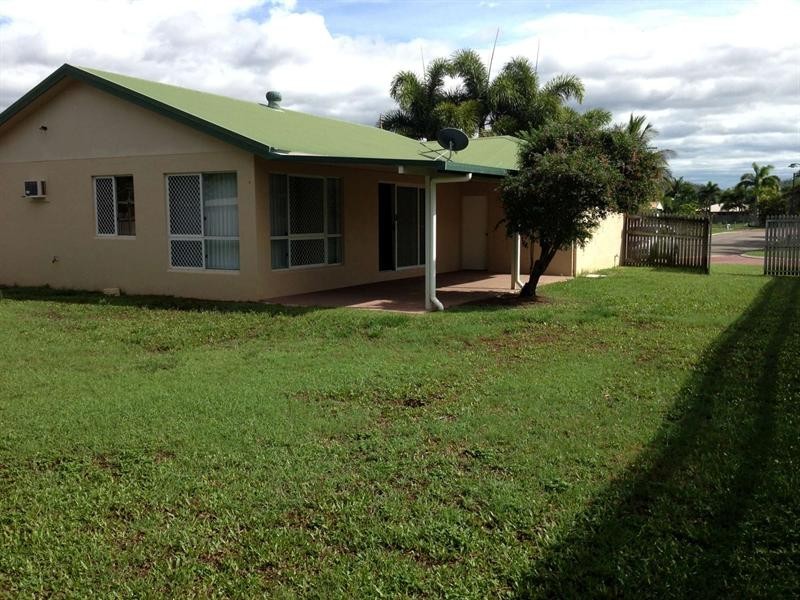 13 Serrata Court, Kirwan QLD 4817