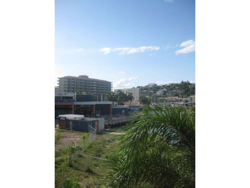 6/48 McIlwriath Street, South Townsville QLD 4810