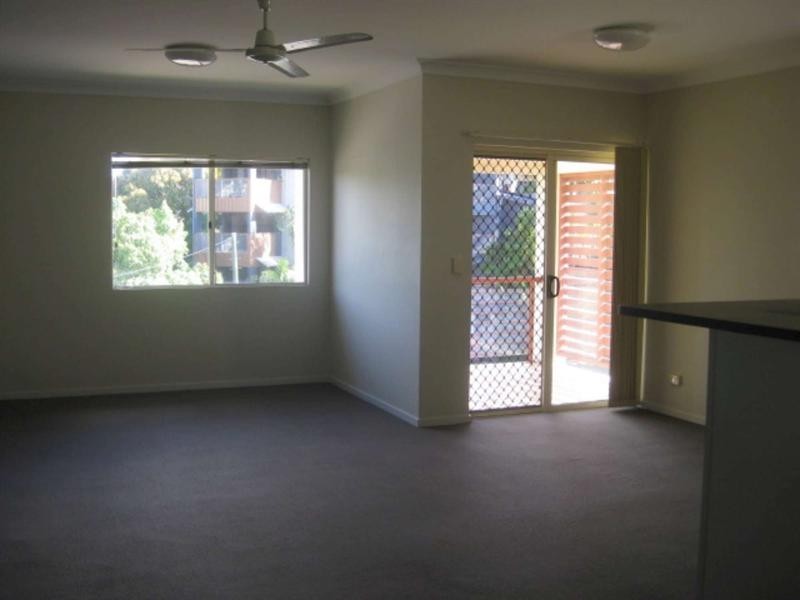 6/48 McIlwriath Street, South Townsville QLD 4810