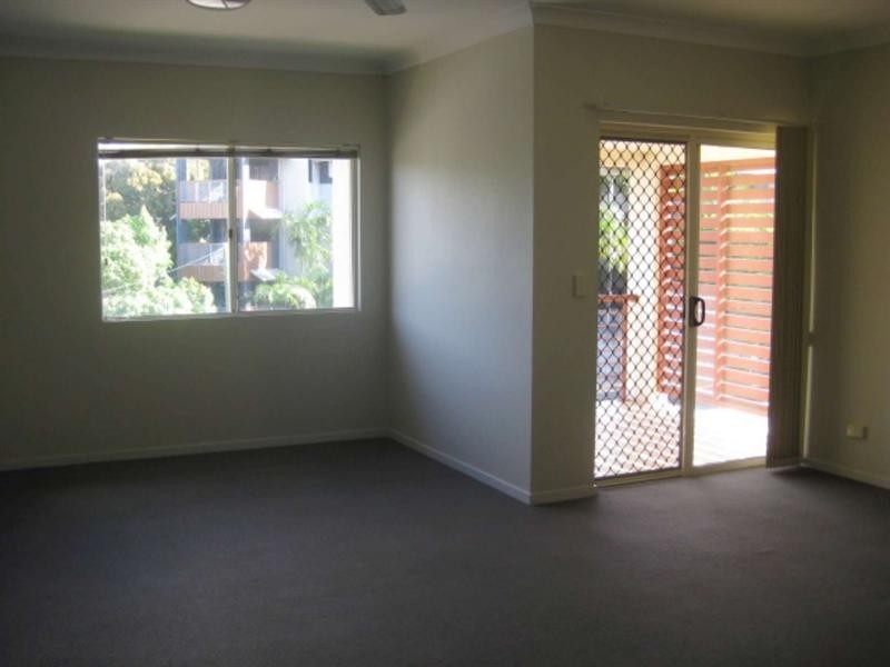 6/48 McIlwriath Street, South Townsville QLD 4810