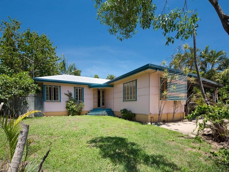 3 Dyer Street, Pallarenda QLD 4810