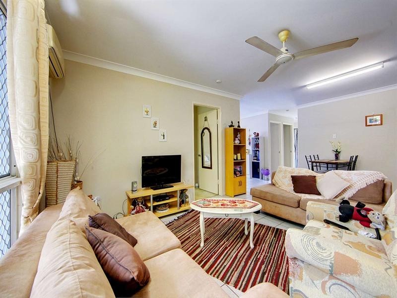 2/18 Redpath Street, North Ward QLD 4810