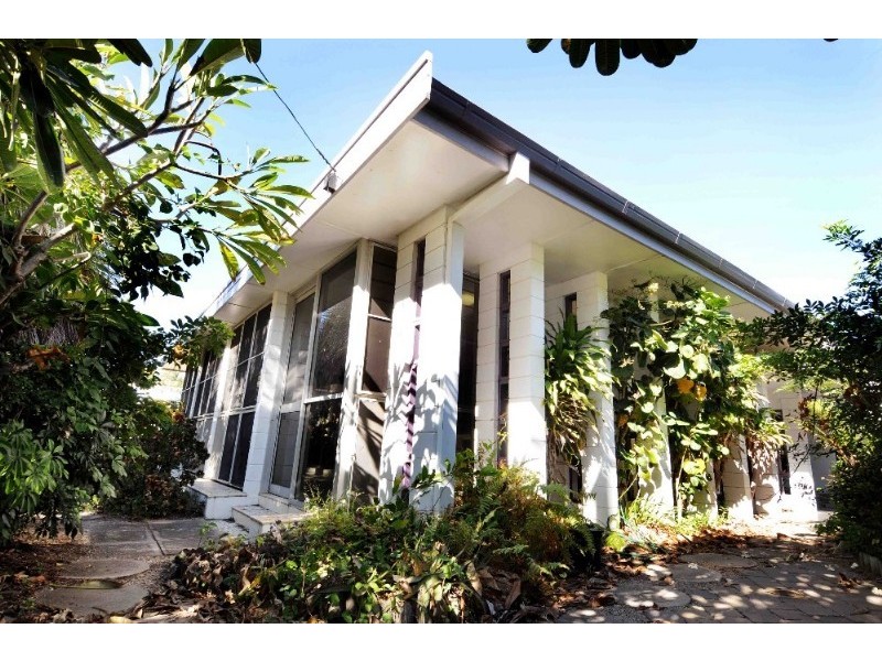 53 The Esplanade, Pallarenda QLD 4810