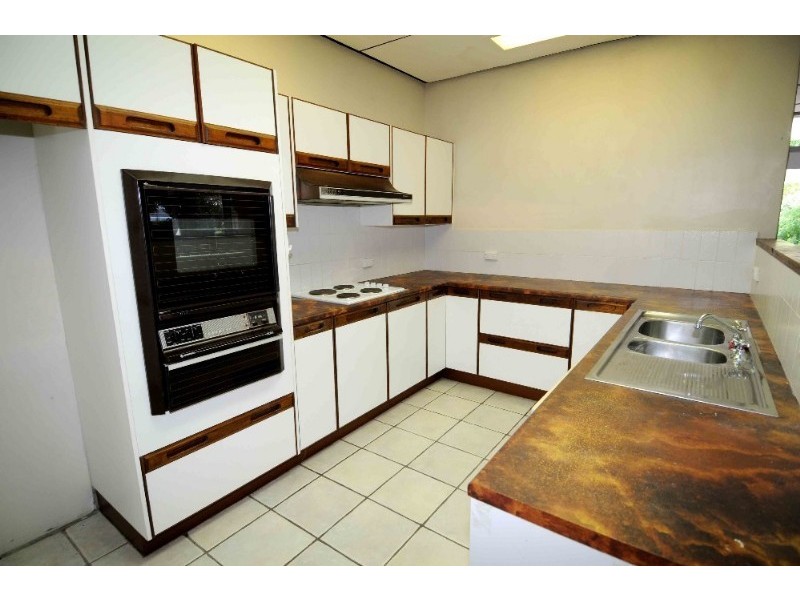 53 The Esplanade, Pallarenda QLD 4810