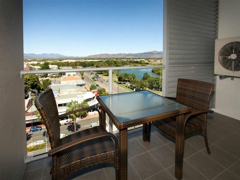 609/2 Dibbs Street, South Townsville QLD 4810