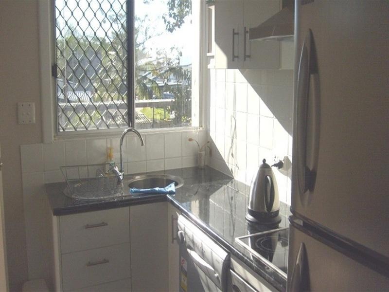 3/2 McKinley Street, North Ward QLD 4810