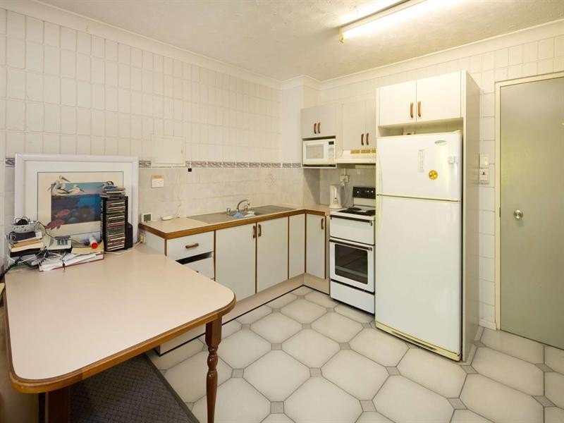 4/270 Walker Street, Townsville City QLD 4810