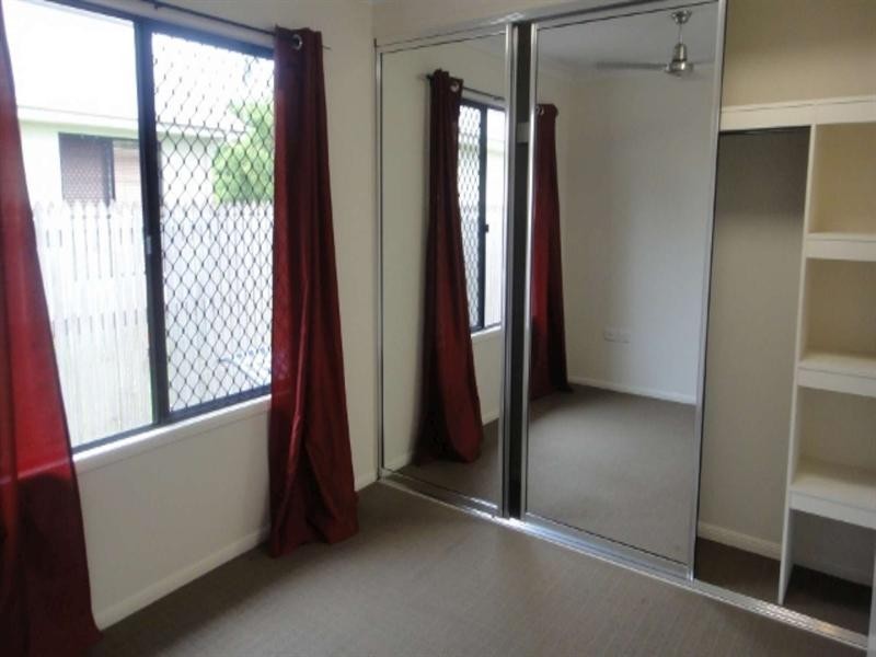 Mount Louisa QLD 4814