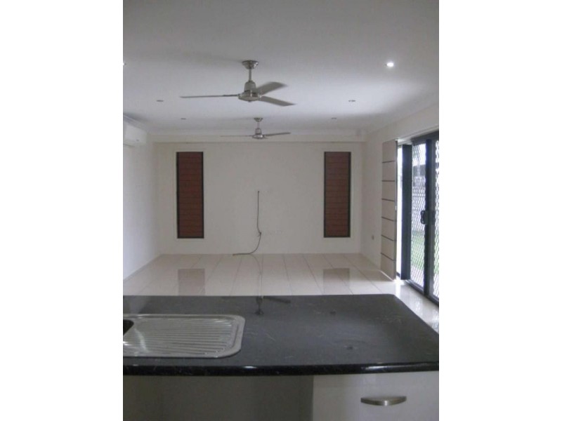 Mount Louisa QLD 4814