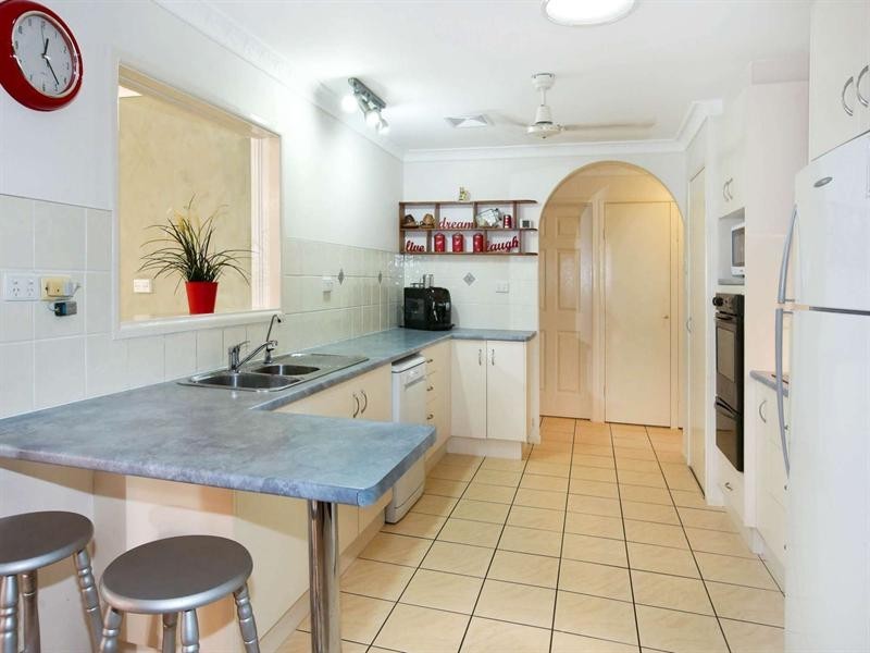 28 Jefferson Crescent, Kirwan QLD 4817