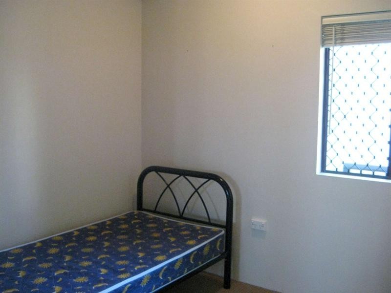 17/15 Hale Street, North Ward QLD 4810