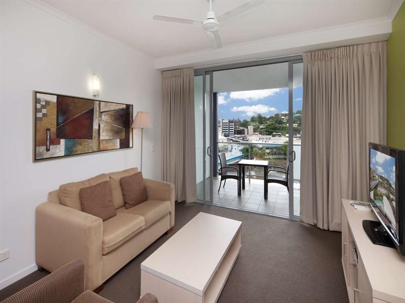 903/2 Dibbs Street, South Townsville QLD 4810