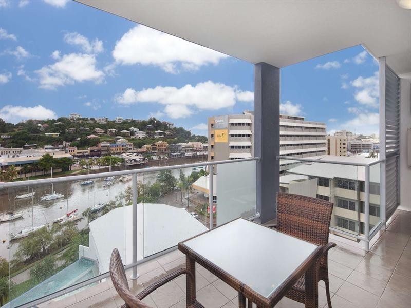 903/2 Dibbs Street, South Townsville QLD 4810