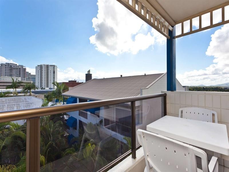 5/270 Walker Street, Townsville City QLD 4810