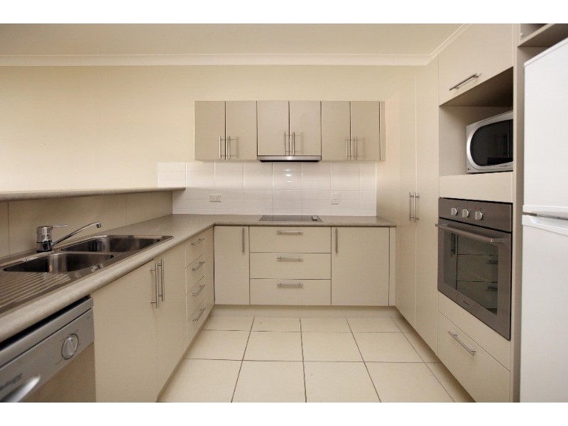 52/42 Warburton Street, North Ward QLD 4810