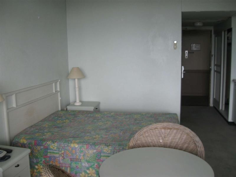 111/75 The Strand, North Ward QLD 4810