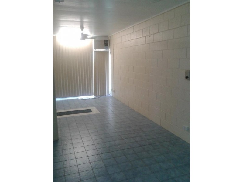 4/76 Cook Street, North Ward QLD 4810