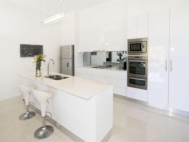 21 Beach Oak Drive, Mount Low QLD 4818