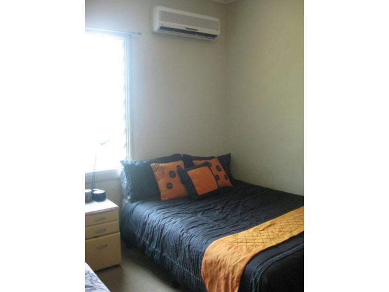 4/2 Haymarket Street, Hyde Park QLD 4812