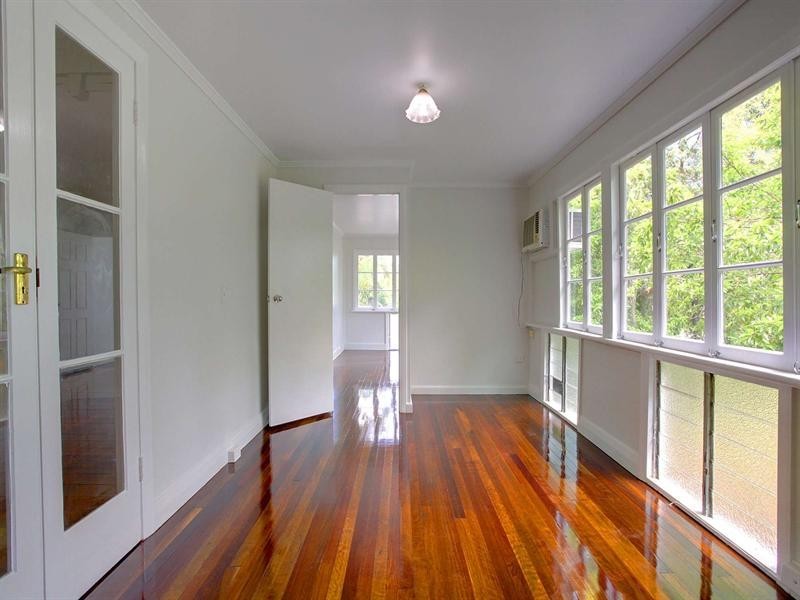 90 Queens Road, Hermit Park QLD 4812