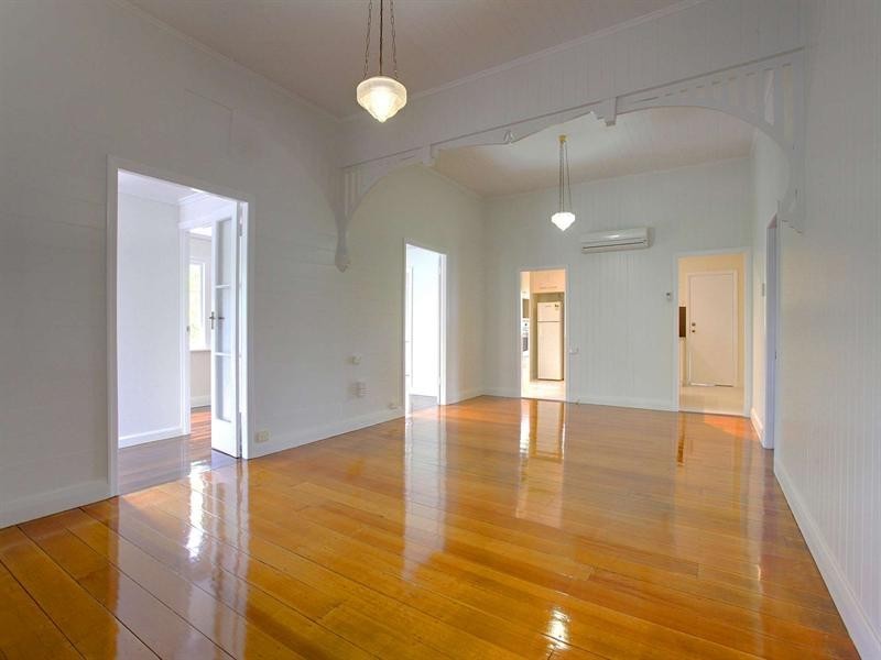 90 Queens Road, Hermit Park QLD 4812