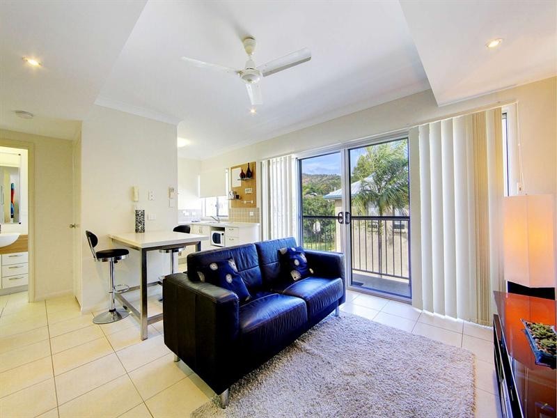 5/74 Cook Street, North Ward QLD 4810