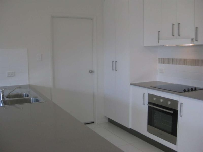 53 Kinnardy Street, Burdell QLD 4818