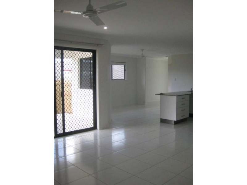 53 Kinnardy Street, Burdell QLD 4818