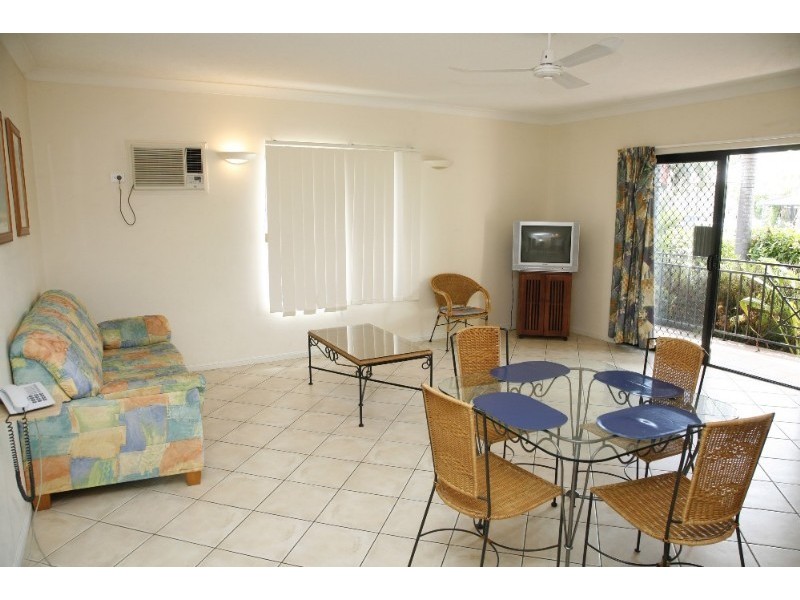 2/48 Mitchell Street, North Ward QLD 4810