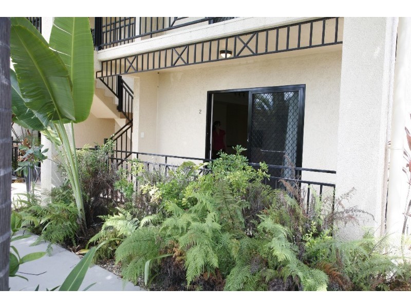 2/48 Mitchell Street, North Ward QLD 4810