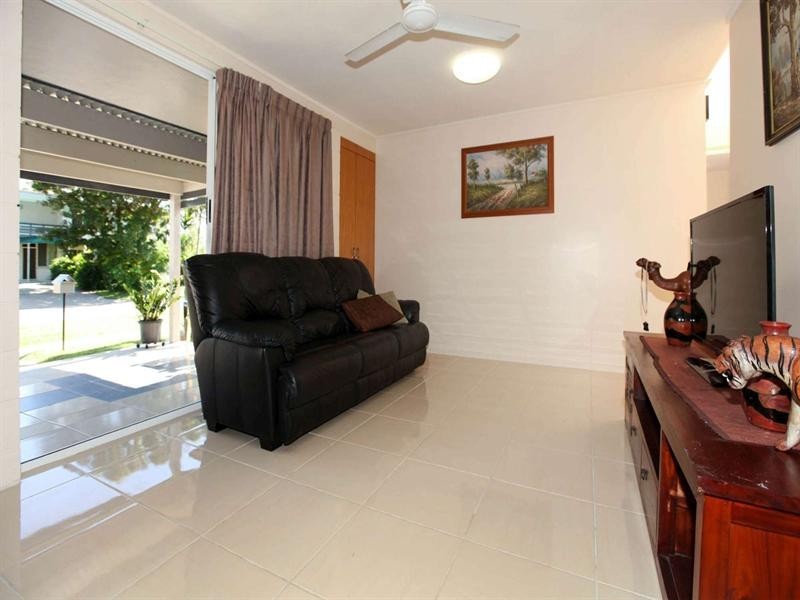 2 Wandella Crescent, Cranbrook QLD 4814