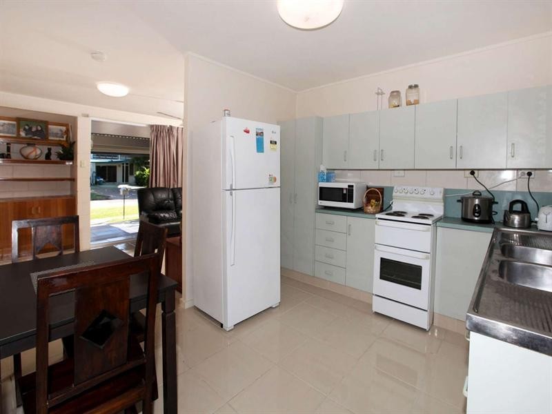 2 Wandella Crescent, Cranbrook QLD 4814