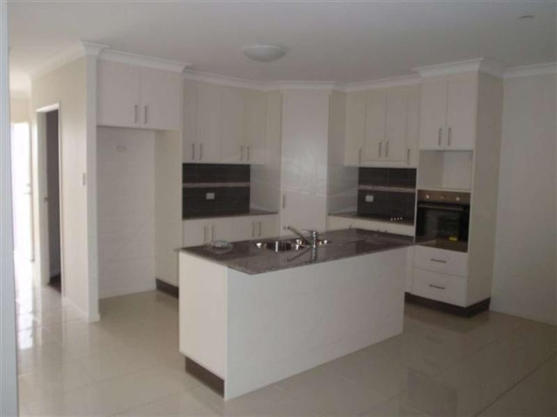 61 Daydream Circuit, Burdell QLD 4818