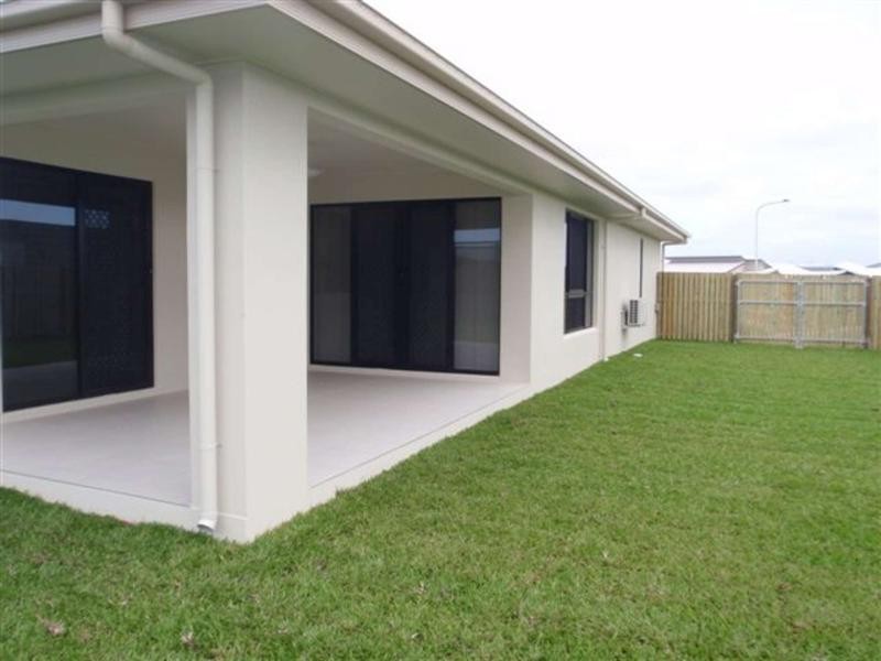 61 Daydream Circuit, Burdell QLD 4818