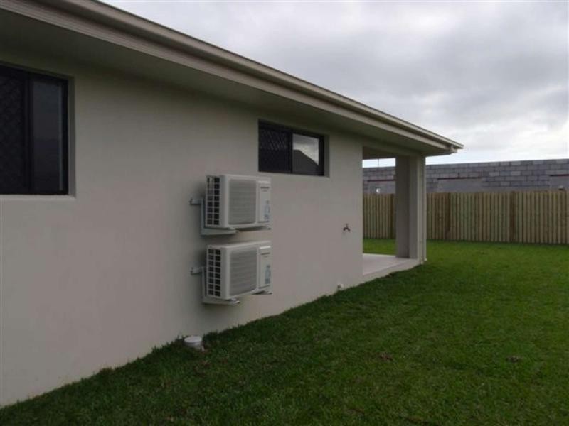 61 Daydream Circuit, Burdell QLD 4818