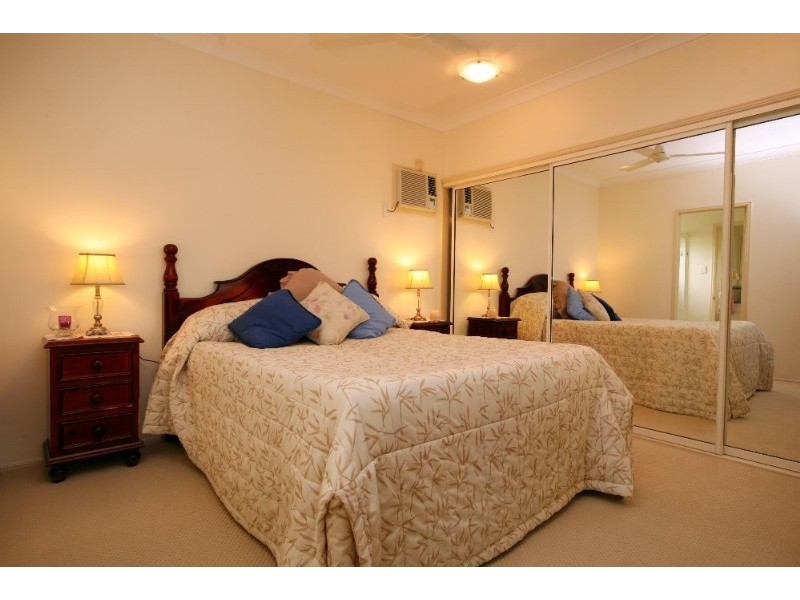 19 Saxby Crescent, Mount Louisa QLD 4814