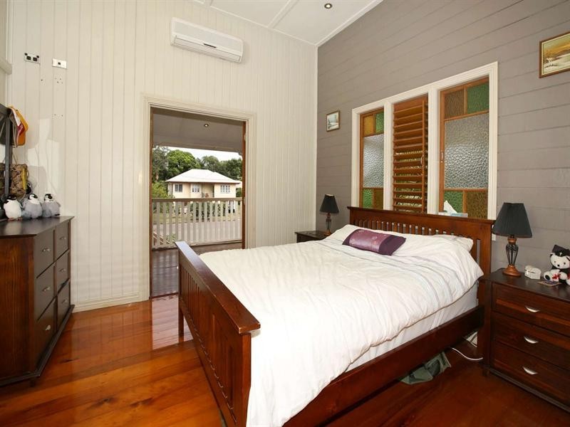 11 Cannan Street, South Townsville QLD 4810