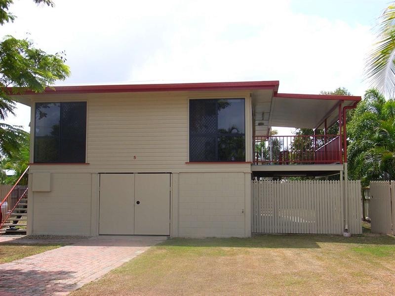 5 Daniels Street, Vincent QLD 4814