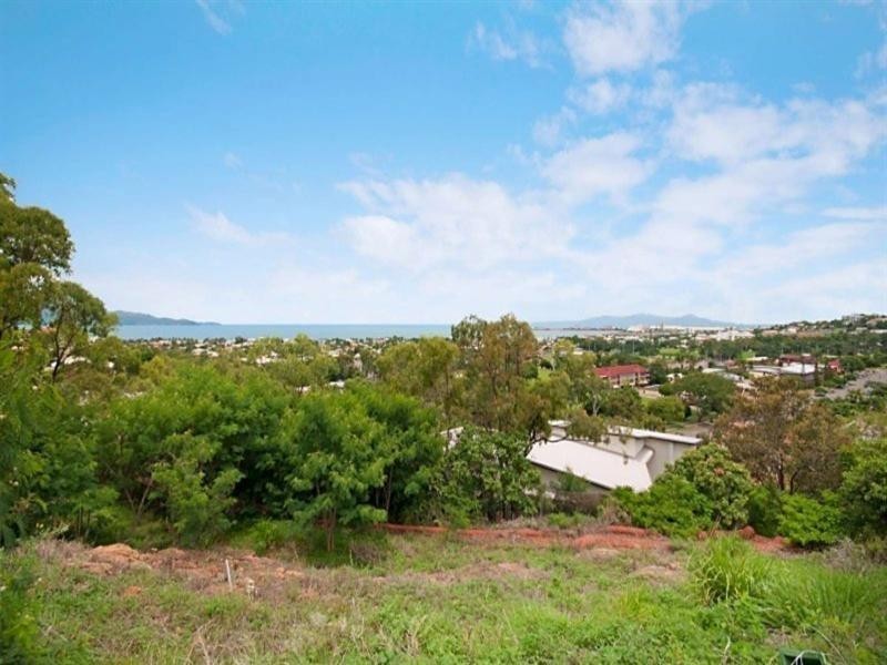 3 Glamis Court, Castle Hill QLD 4810