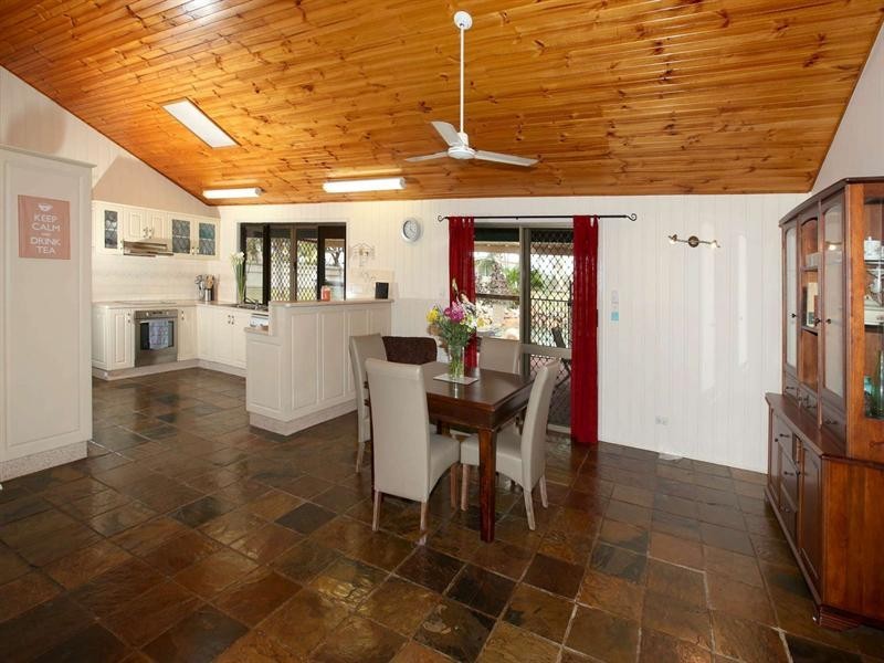 30 Golf Links Drive, Kirwan QLD 4817