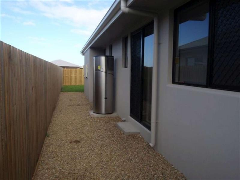 10 Baros Street, Burdell QLD 4818