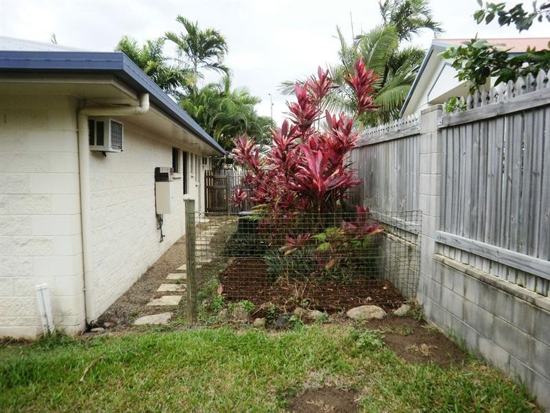 18 Mendi Drive, Bushland Beach QLD 4818